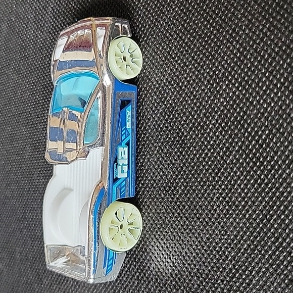 Hotwheels Glow Racers - Picture 2 of 12